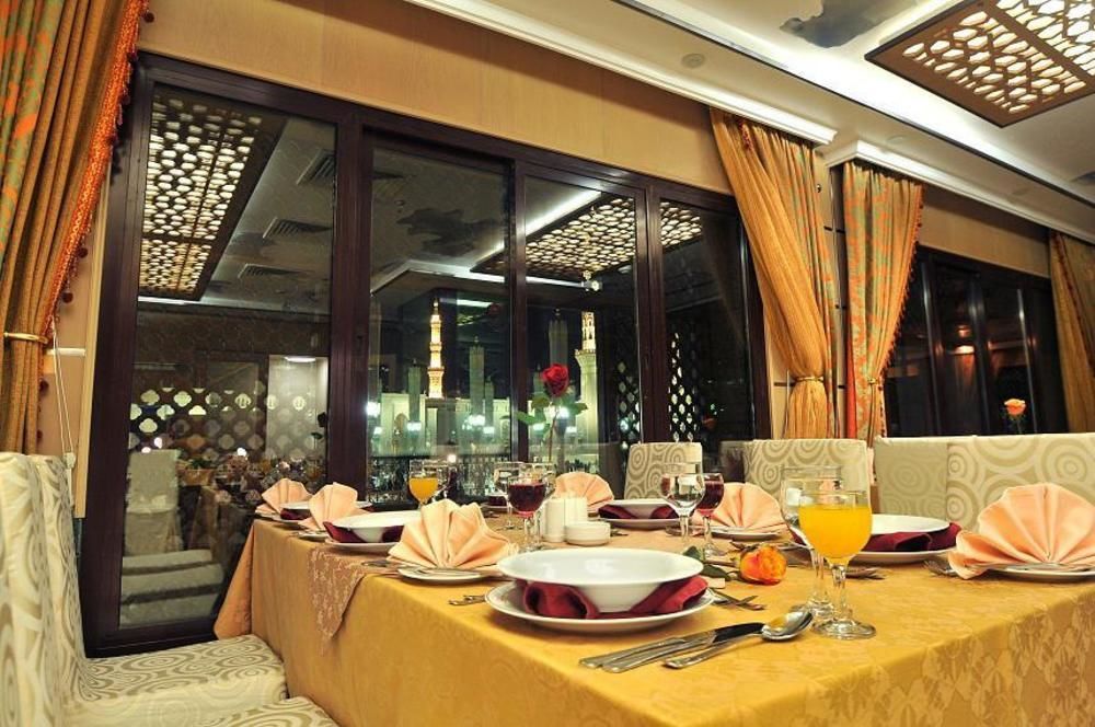 Golden Tulip Al-Zahabi Hotell Medina Eksteriør bilde